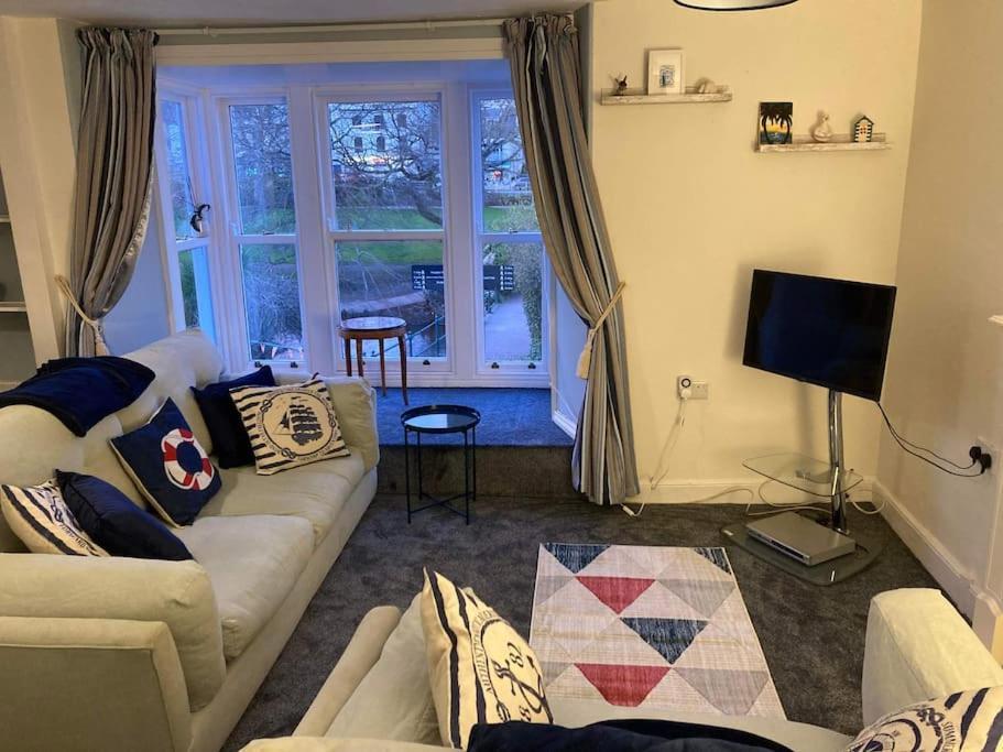 Lawn View Apartment Dawlish Exteriör bild