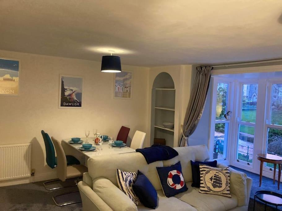 Lawn View Apartment Dawlish Exteriör bild
